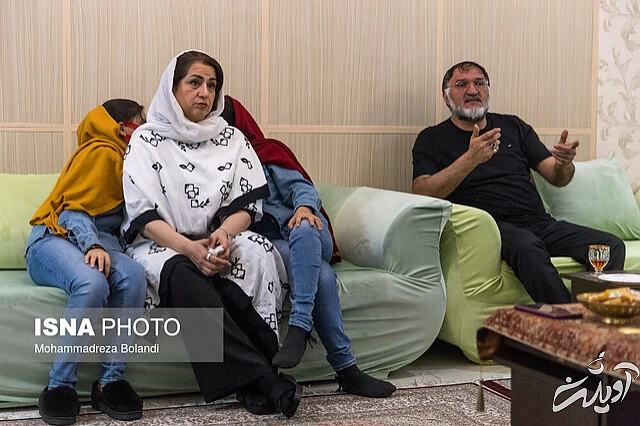 مادری برای دخترانی که معنی «تولد» را نمیدانستند